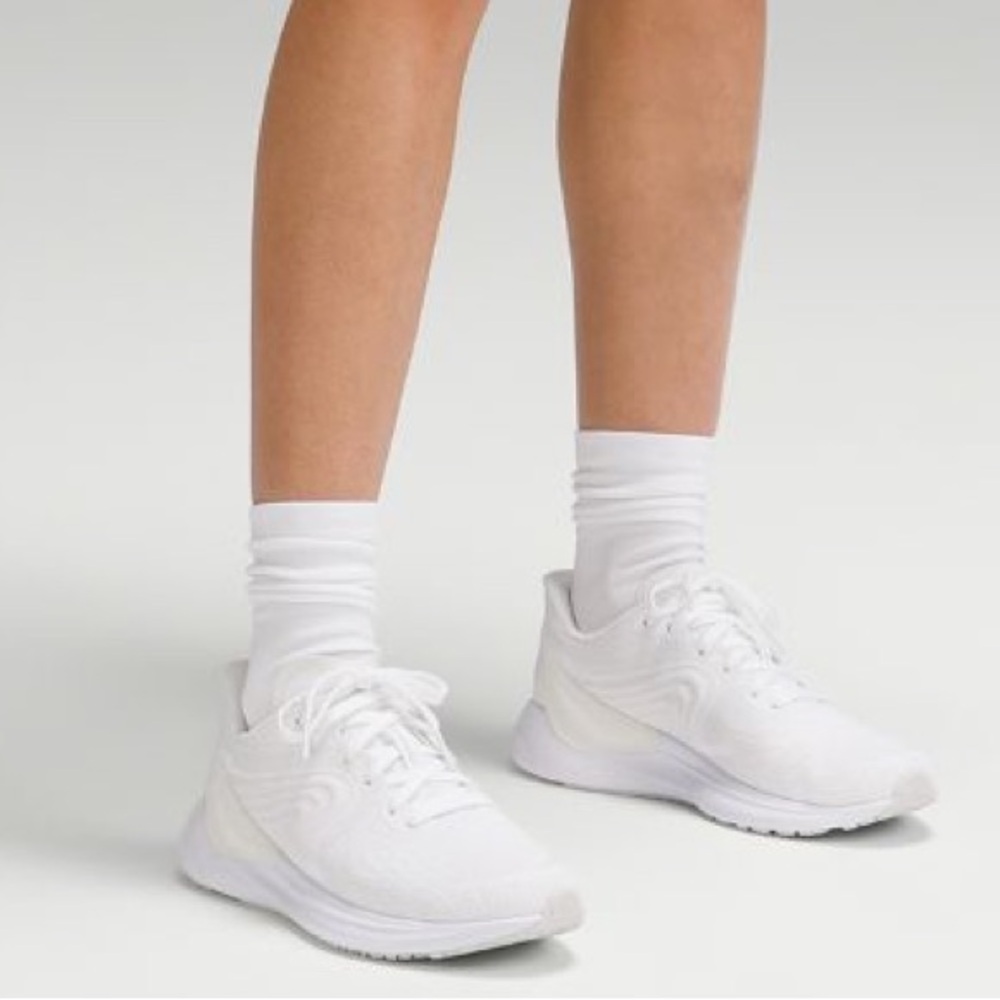 Lululemon Blissfeel 2 running shoes